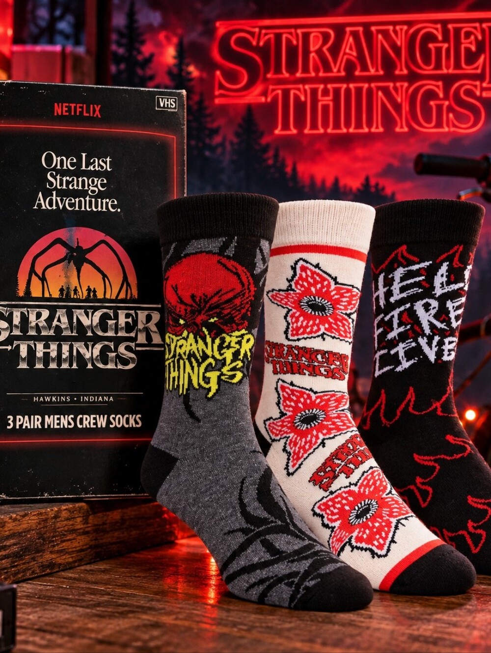 Stranger Things Netflix VHS Boxed 3 Pair Crew Socks Men's 8-12 NWT